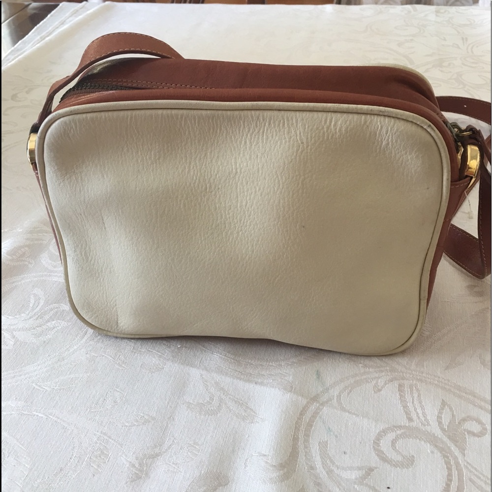 🎁 Furla Leather Crossbody Bag (Vintage)